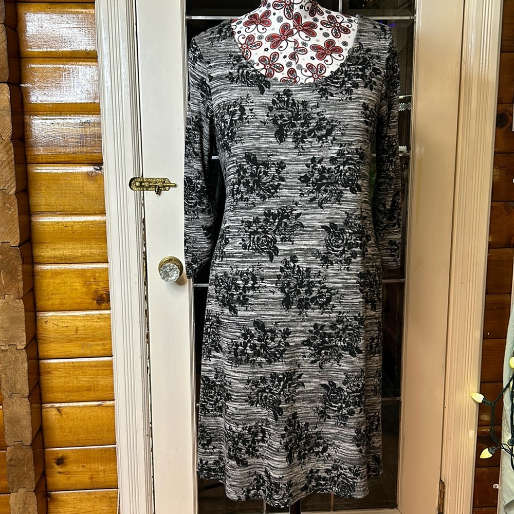 Motherhood Maternity Floral Scoop Neck Melange Dress L